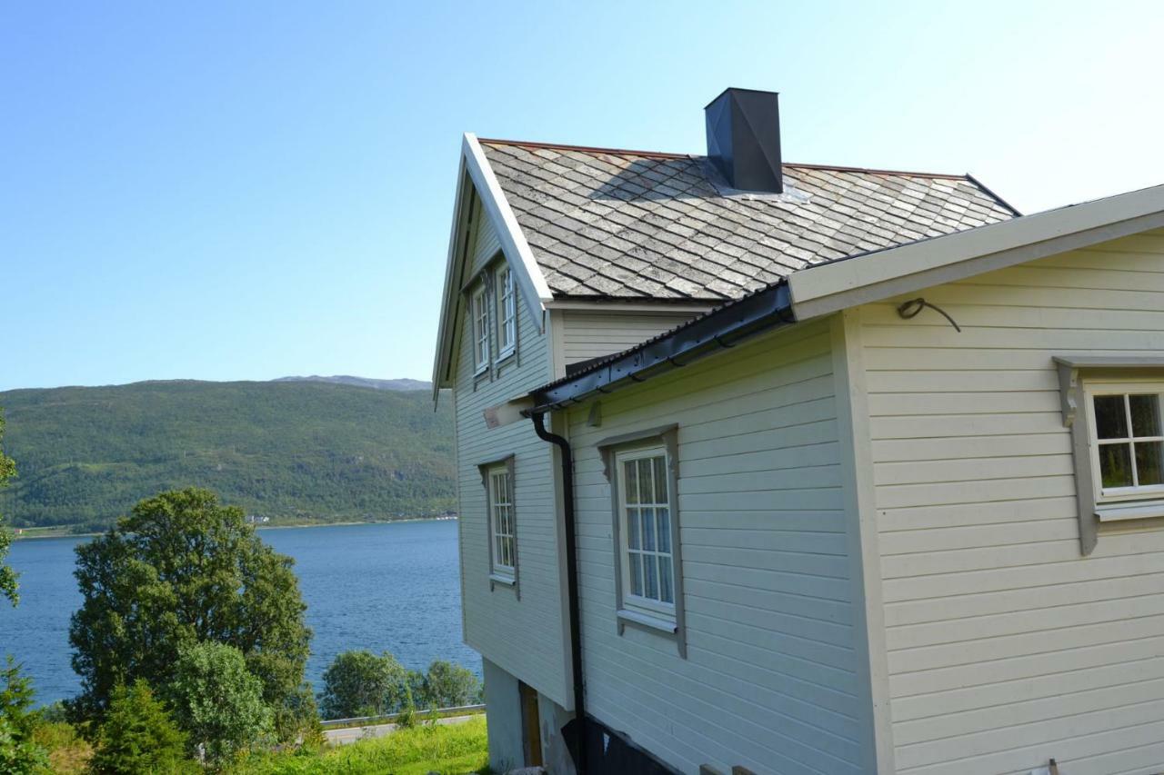 Kvaloya Lodge Futrikelv Exterior foto